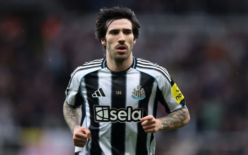 كشافو ريال مدريد يراقبون نجم نيوكاسل خلال مهمة مزدوجة بمدينة مانشستر سيتي